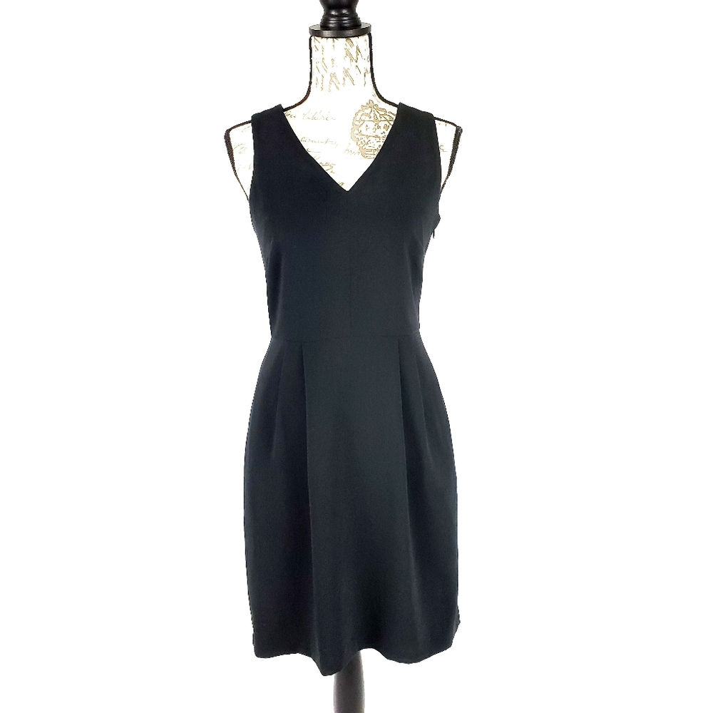 Banana Republic Black Sleeveless Midi Dress Size 4